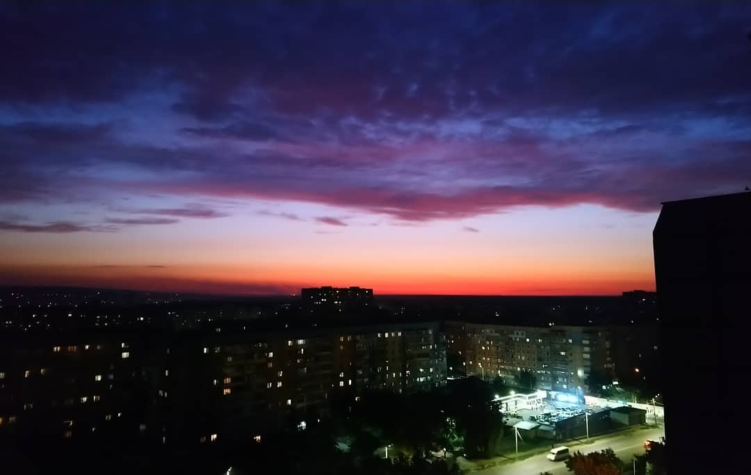 Город готовится ко сну. Фото: amseemanns