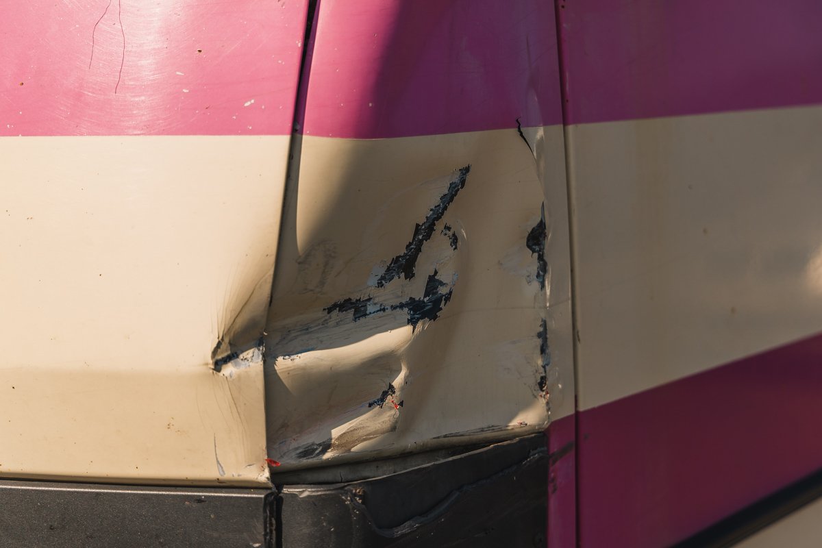 Повреждения маршрутного такси