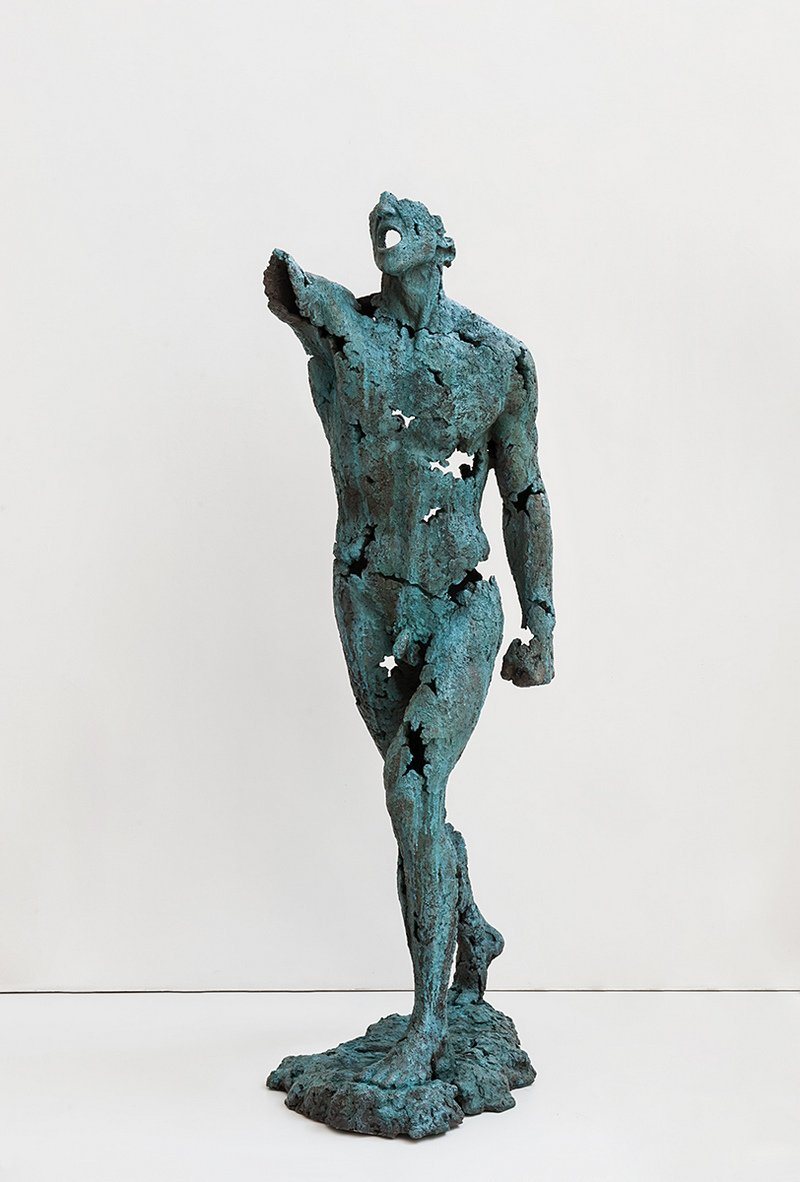 Егор Зигура. Колосс восставший (большой), бронза Егор Зигура. Колосс восставший (большой), бронза