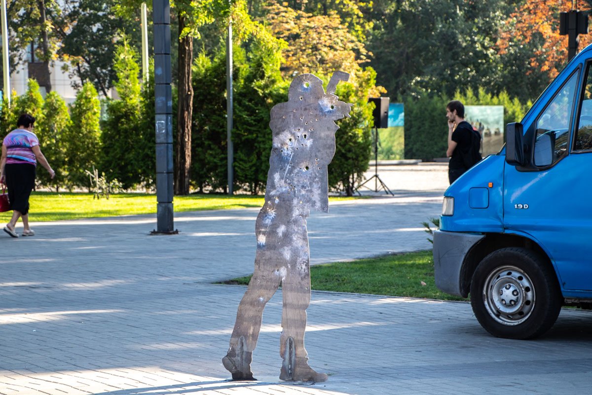 Наш коллега тоже не пострадал Наш коллега тоже не пострадал