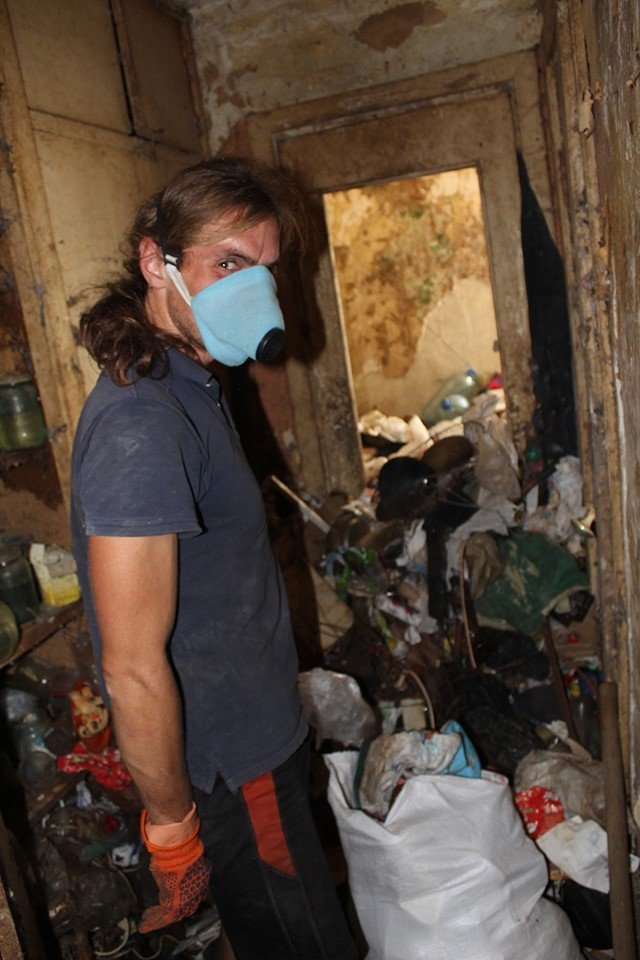 Без респиратора сложно 