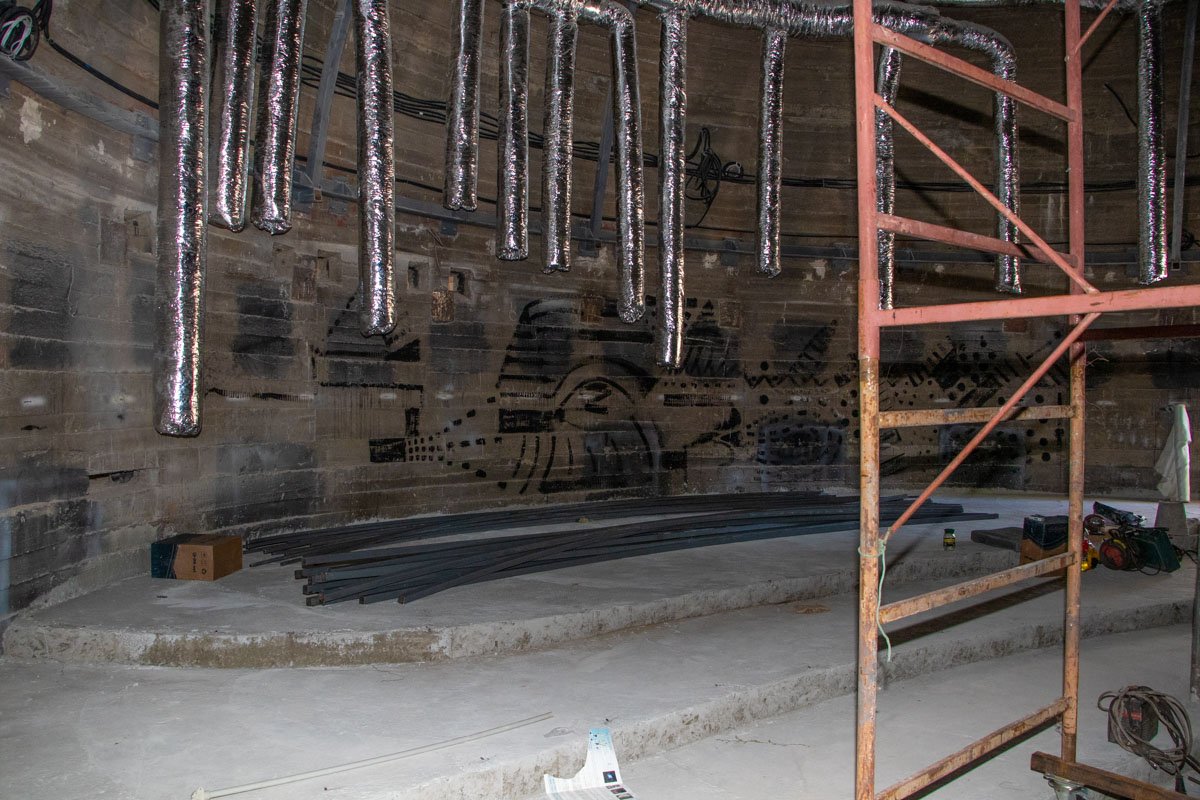 Кстати, тут недавно снимали клип