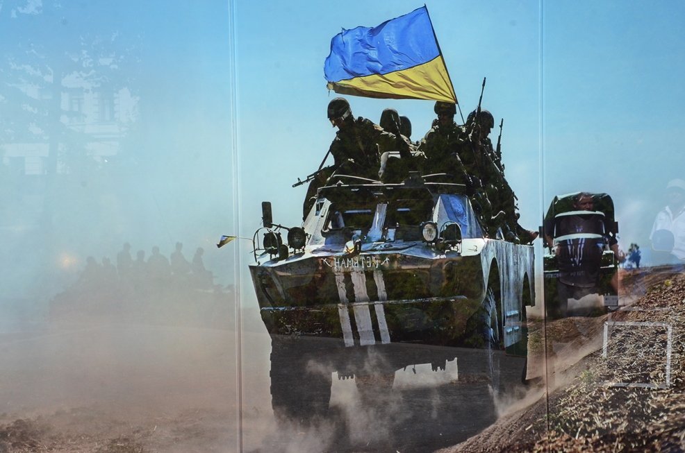 В Днепре торжественно подняли Флаг Украины 20