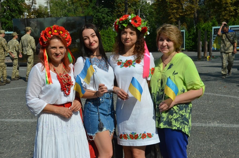В Днепре торжественно подняли Флаг Украины 22
