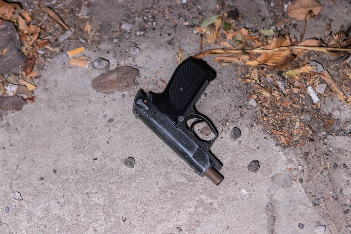 Предварительно, выстрел был из травматического пистолета Предварительно, выстрел был из травматического пистолета