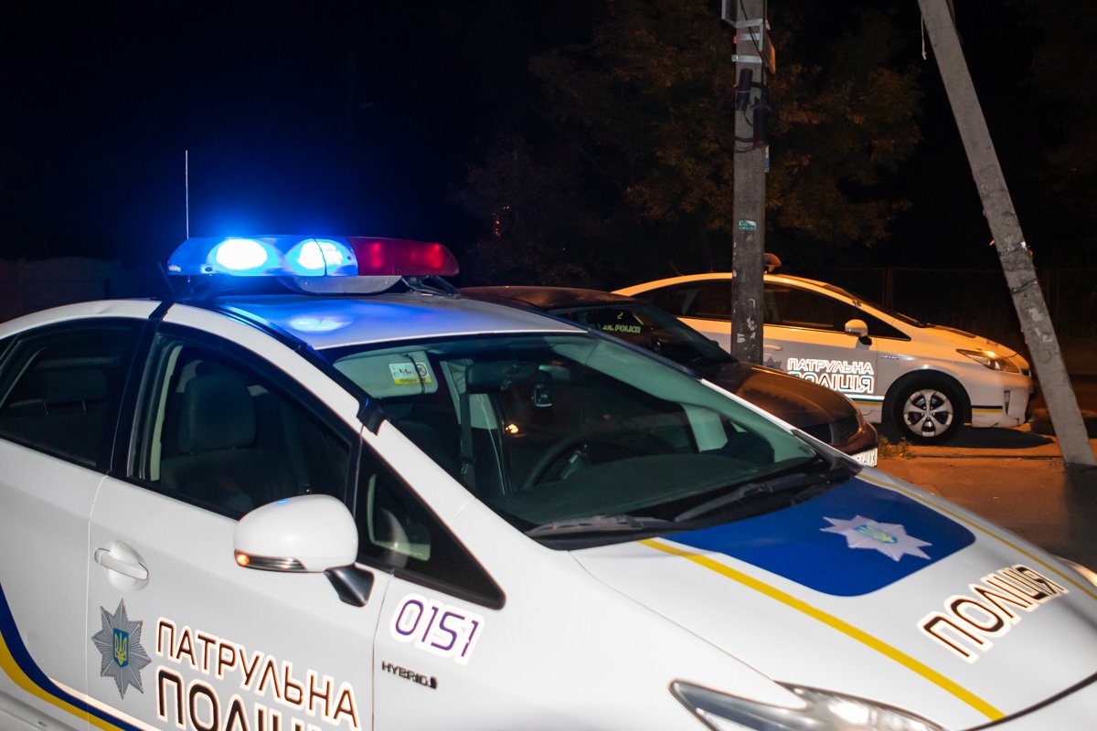 На место вызвали следственно-оперативную группу На место вызвали следственно-оперативную группу