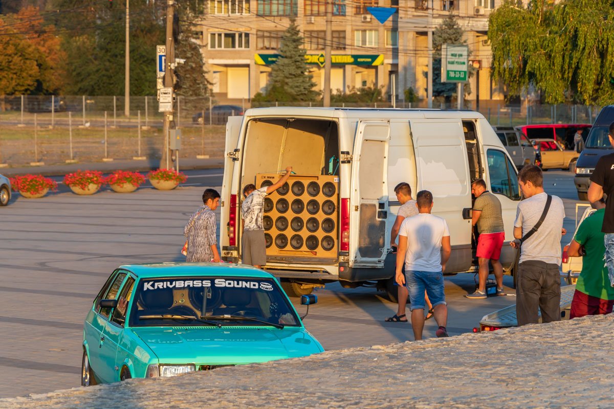 И всю необходимую технику И всю необходимую технику