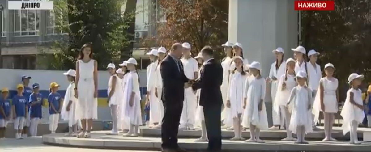 В Днепре заведующему из больницы Мечникова присвоили звание заслуженного врача Украины 1