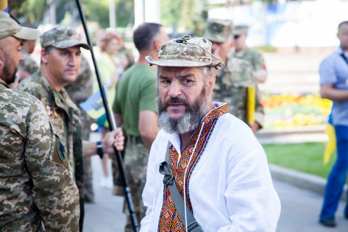 На марше собрались военные, их семьи, волонтеры и просто патриоты На марше собрались военные, их семьи, волонтеры и просто патриоты