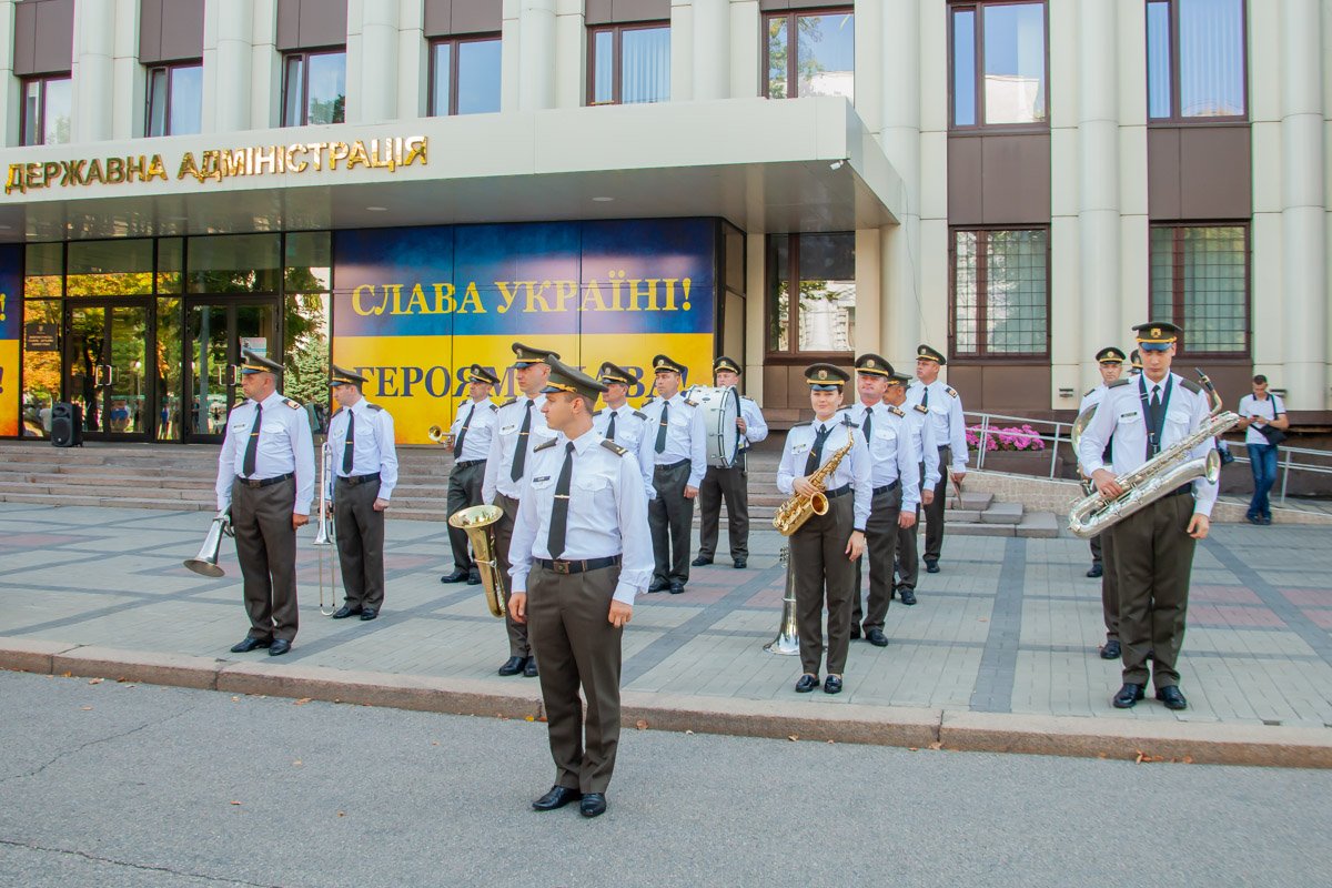 Марш вел оркестр Марш вел оркестр