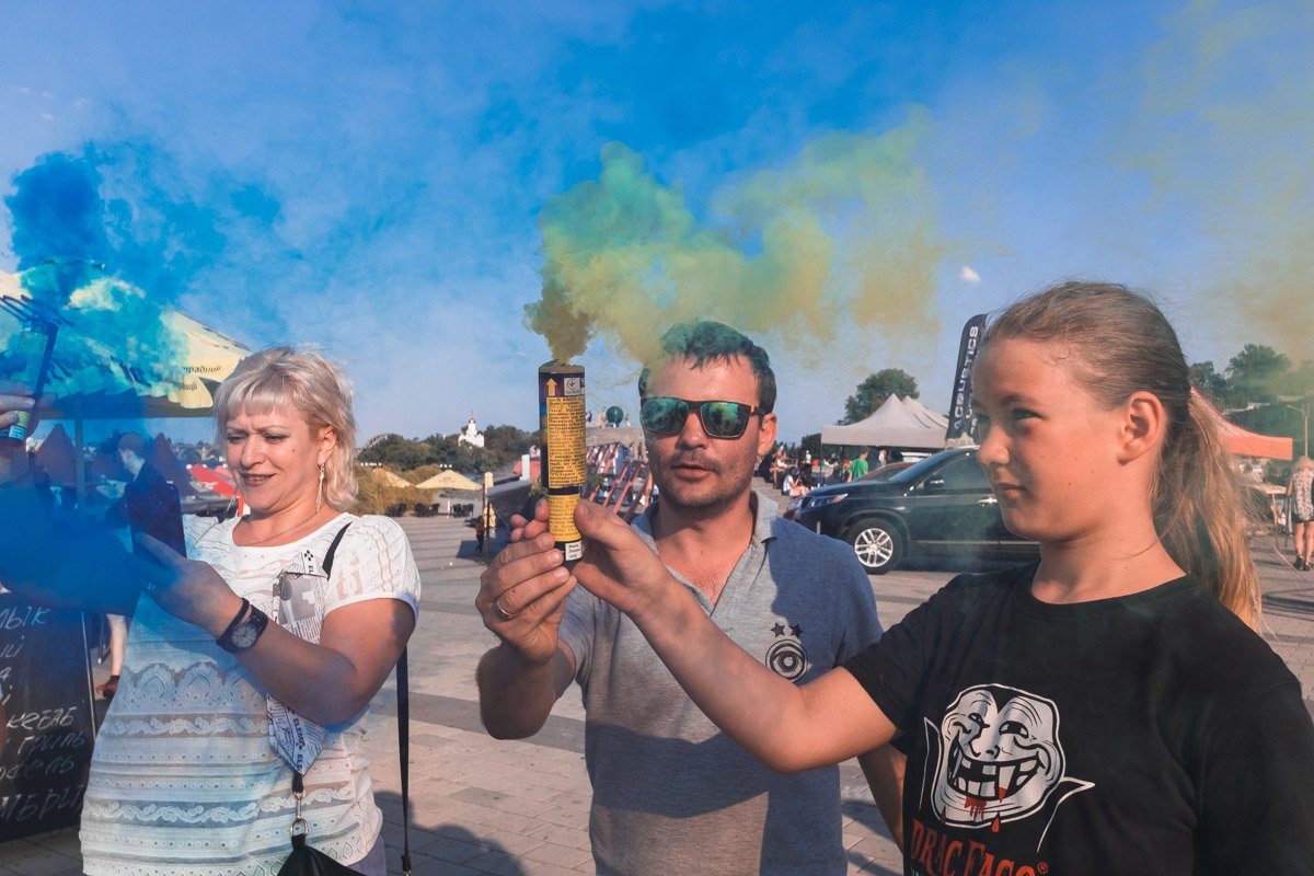 У шашек не очень приятный запах У шашек не очень приятный запах