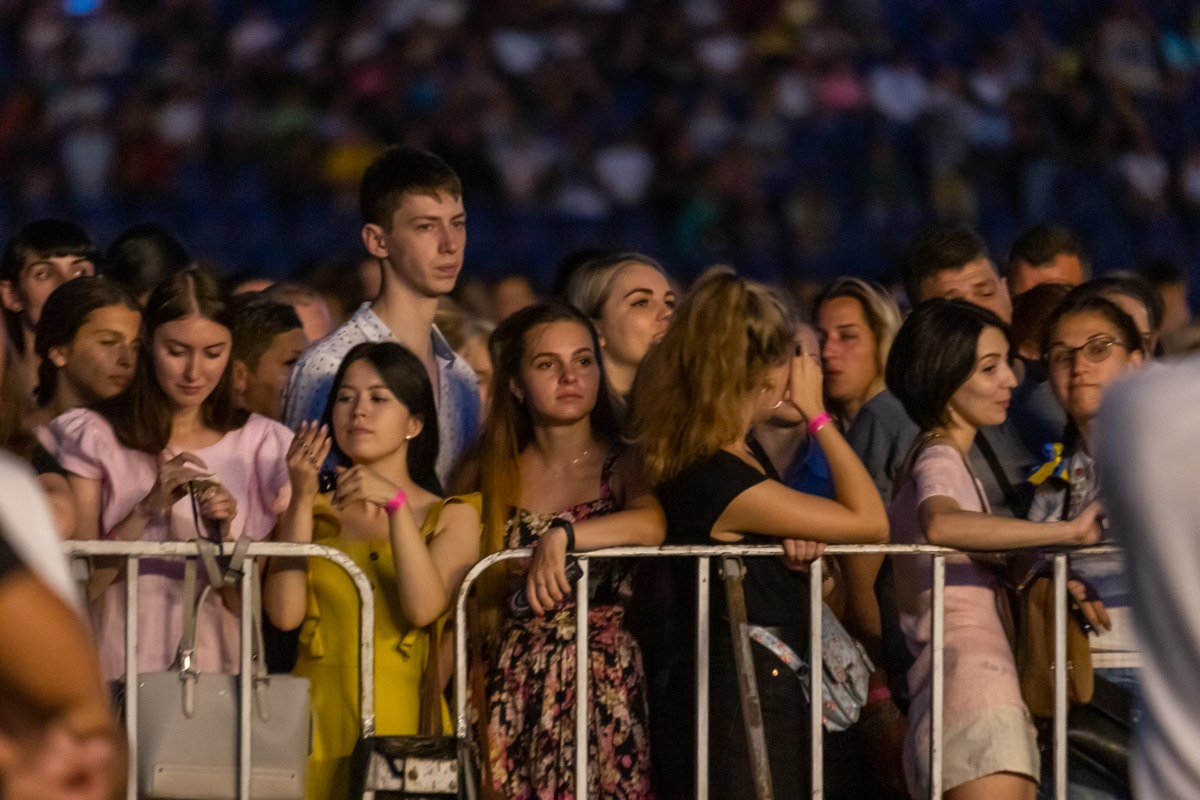 Группа долго не выходила