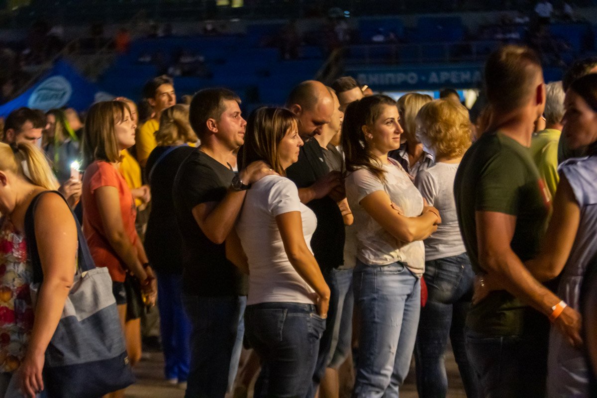 И публика уже немного устала ждать