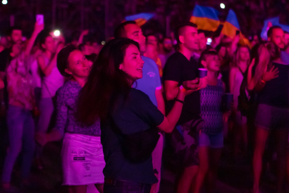 Зрители не стеснялись и танцевали