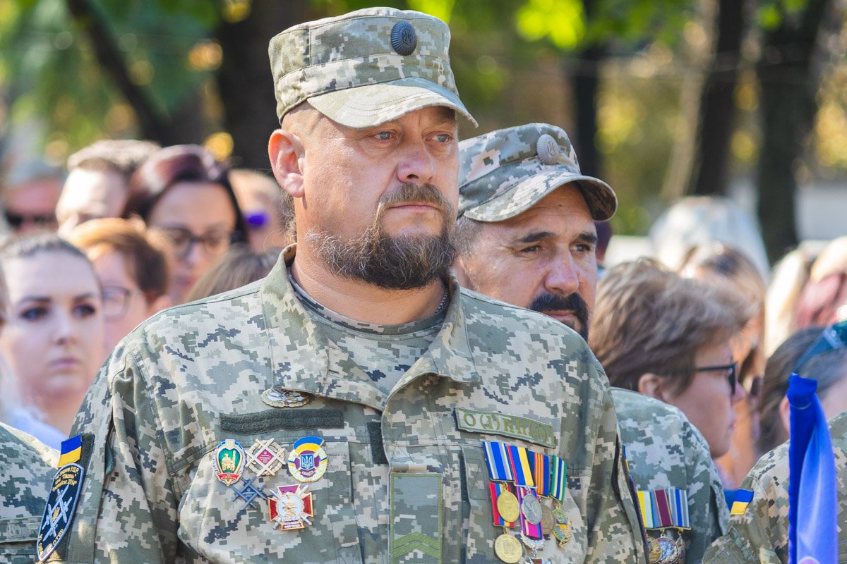 Военные пришли вспомнить побратимов Военные пришли вспомнить побратимов