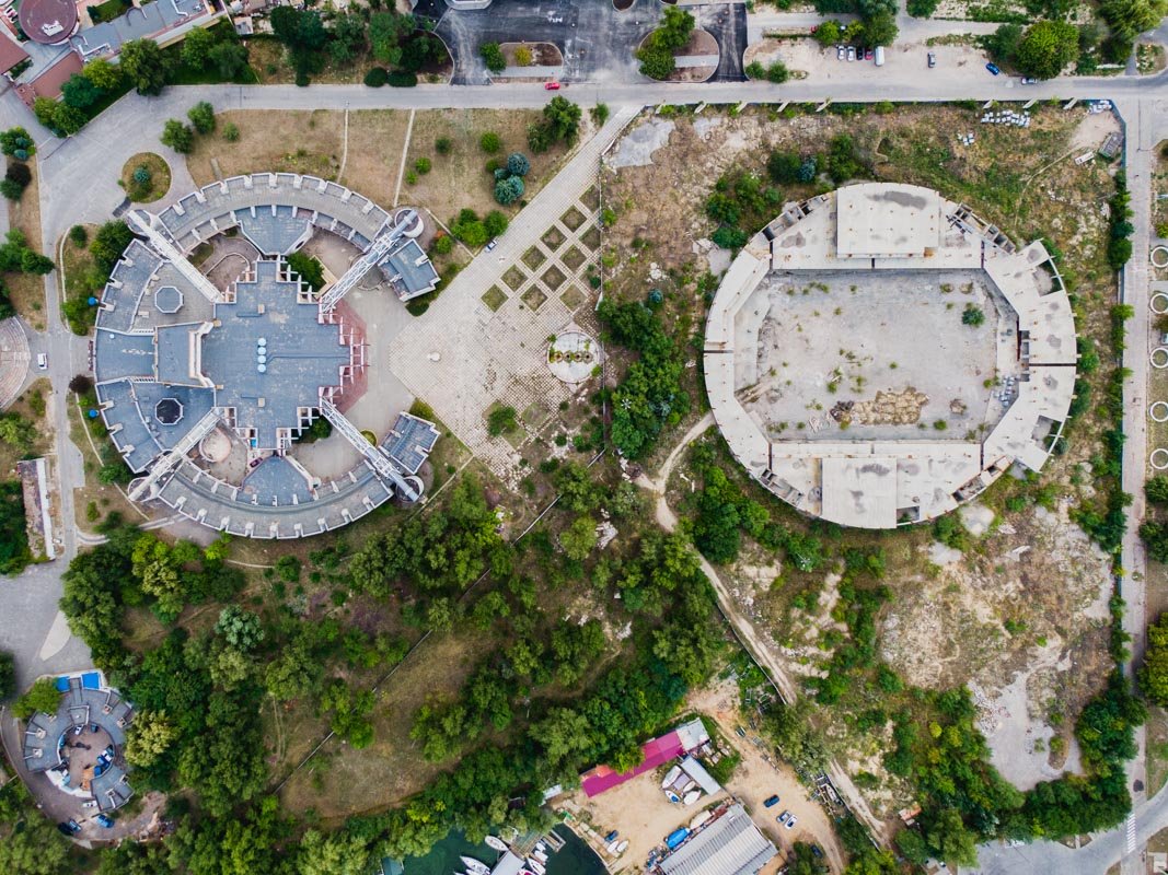 Пакман или "Тысячелетний сокол"? Пакман или "Тысячелетний сокол"?