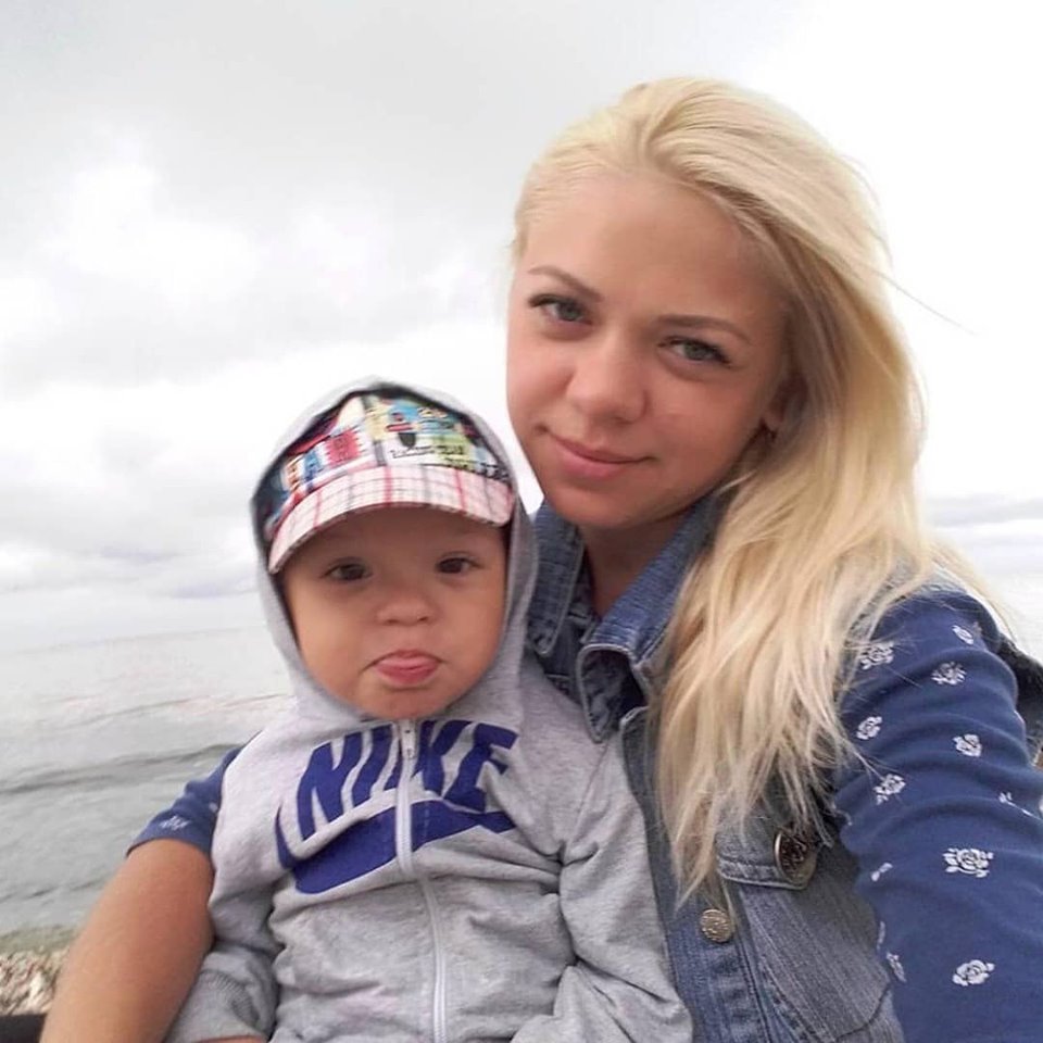 У девушки-полицейской из Днепра нашли рак 4 стадии: нужна помощь 1