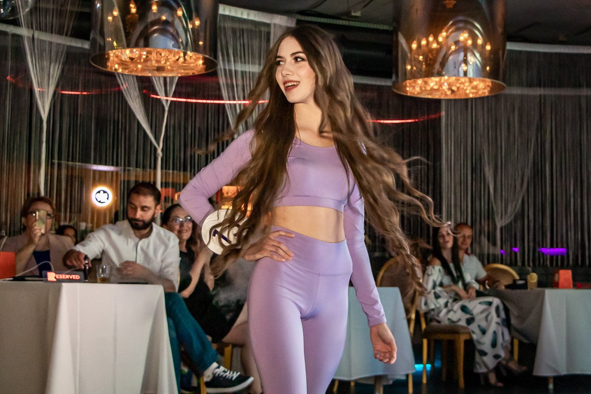 В этот день в ночном клубе собралось немало людей