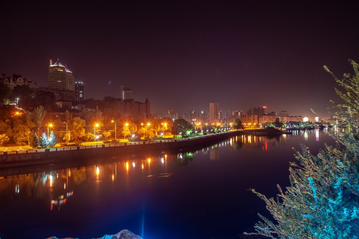 Вид на Сичеславскую Набережную