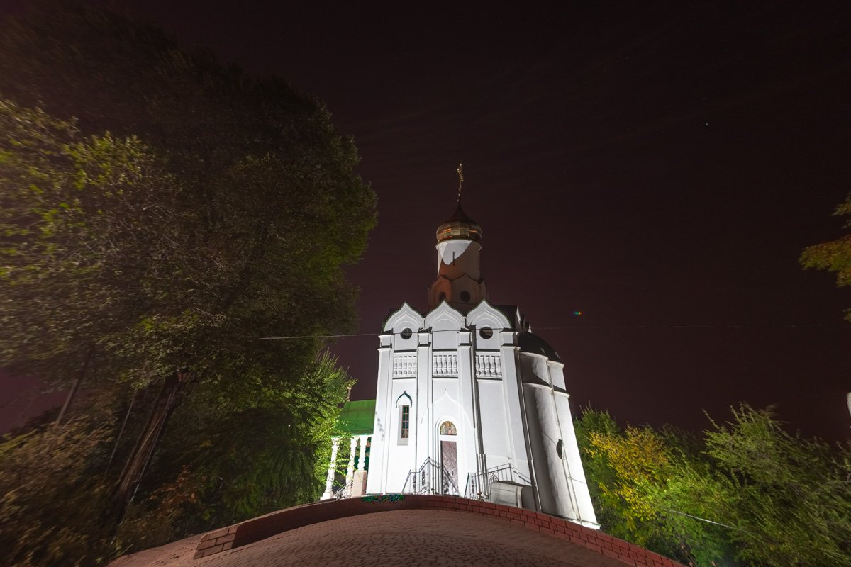 Храм на Монастырском острове