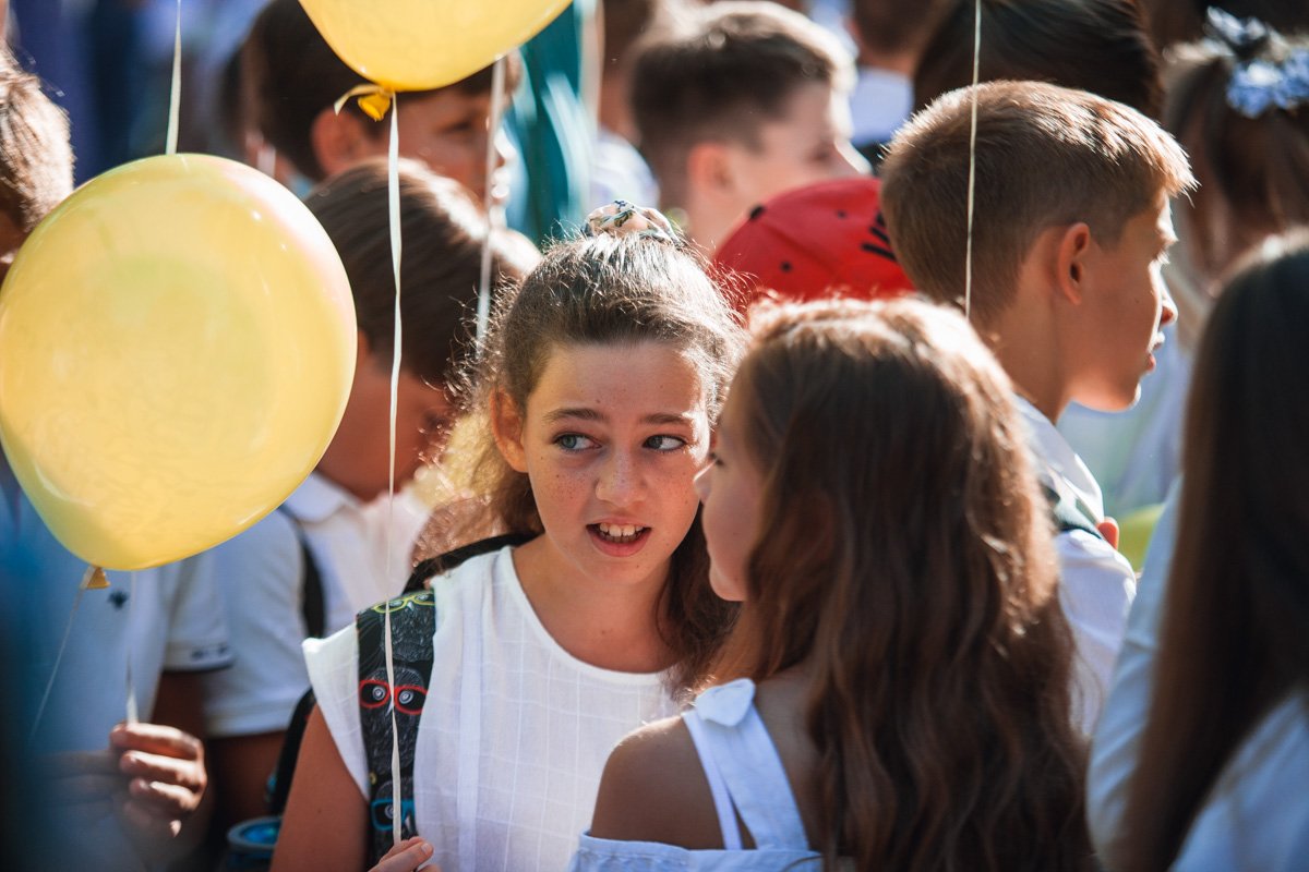 Я слышала, после линейки историчка хочет провести полноценный урок