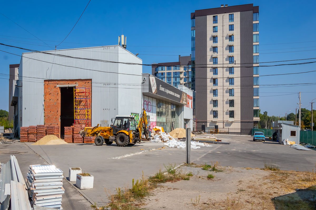 Работа кипит