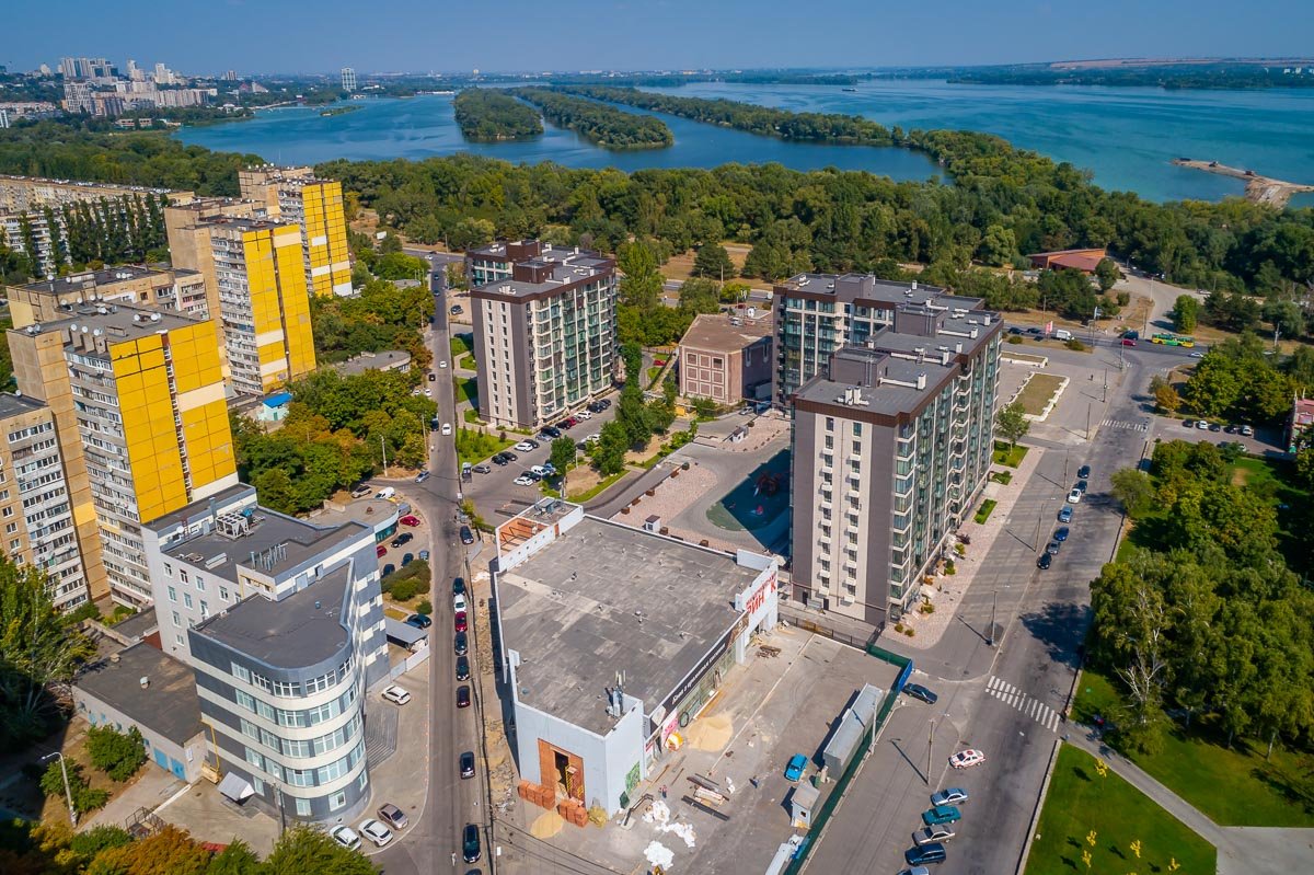 Рынок находился на бульваре Славы