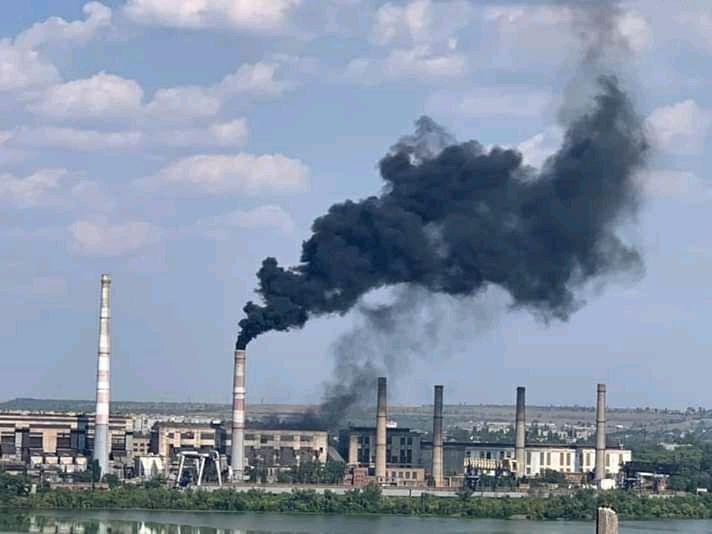 ДТЭК рассказали, почему на Приднепровской ТЭС был черный дым 1