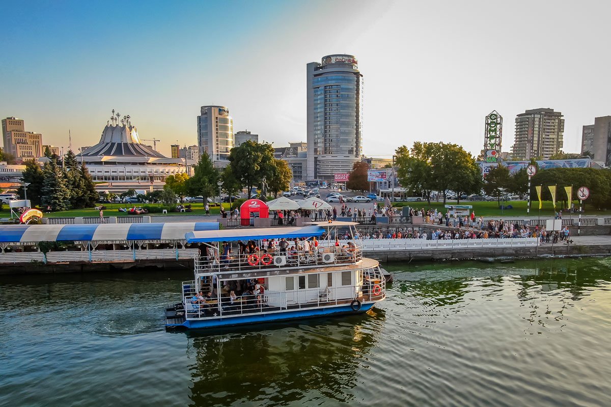 Проще маршруткой