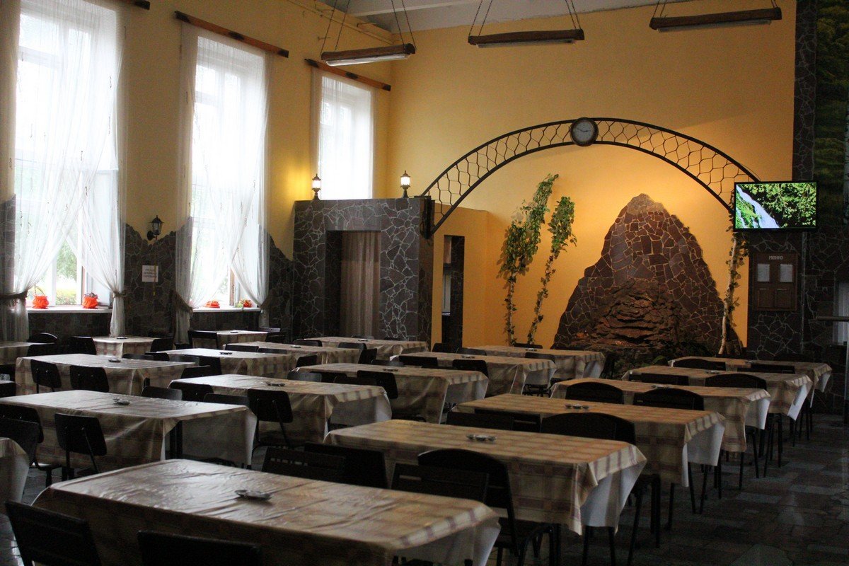 Клуб-столовая