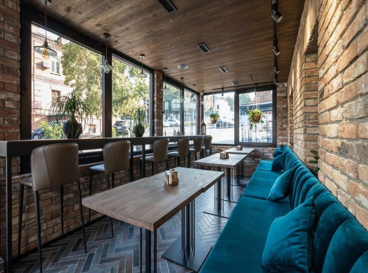 В центре Днепра открылось заведение, где нельзя фотографироваться: что говорят владельцы DE поїсти 5