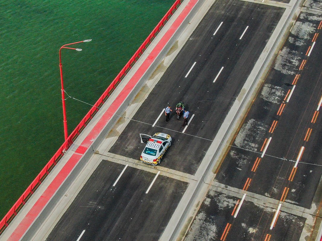 А вот и герой А вот и герой