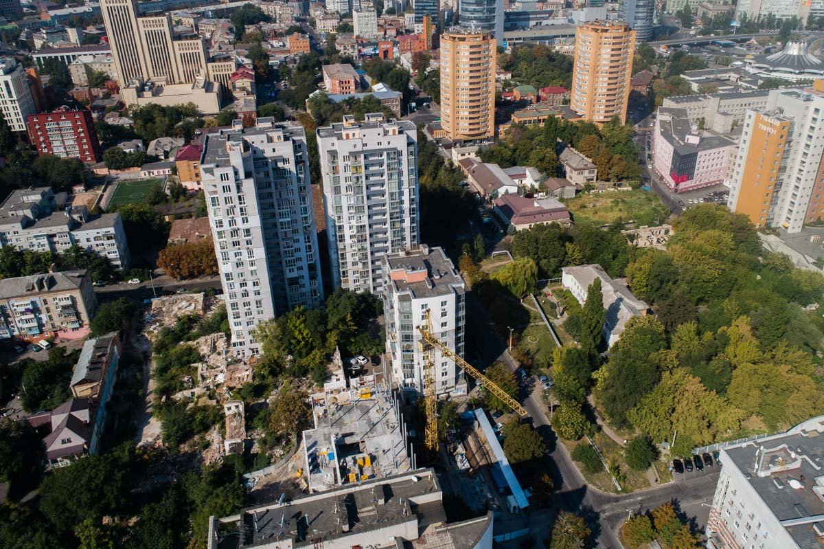 Вокруг стройки