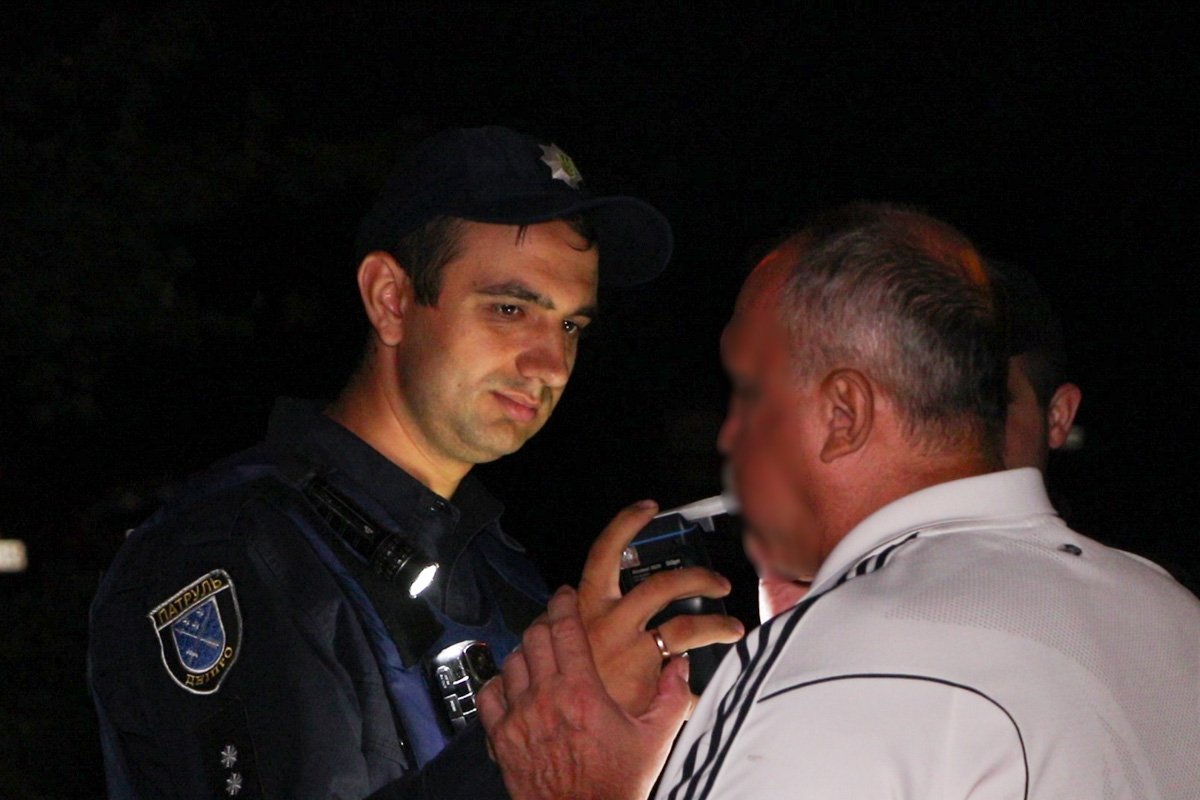 Водитель сел за руль в состоянии опьянения Водитель сел за руль в состоянии опьянения