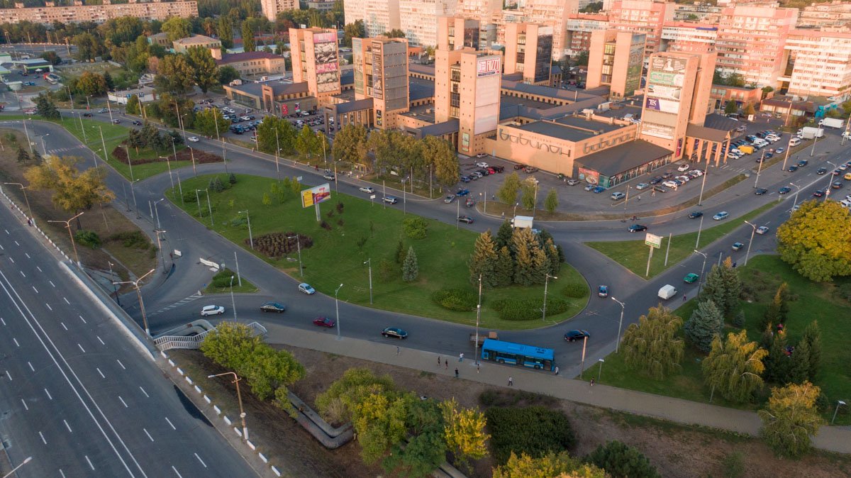 На то, чтобы проехать Новый мост на автобусе, у вас уйдет 20 минут