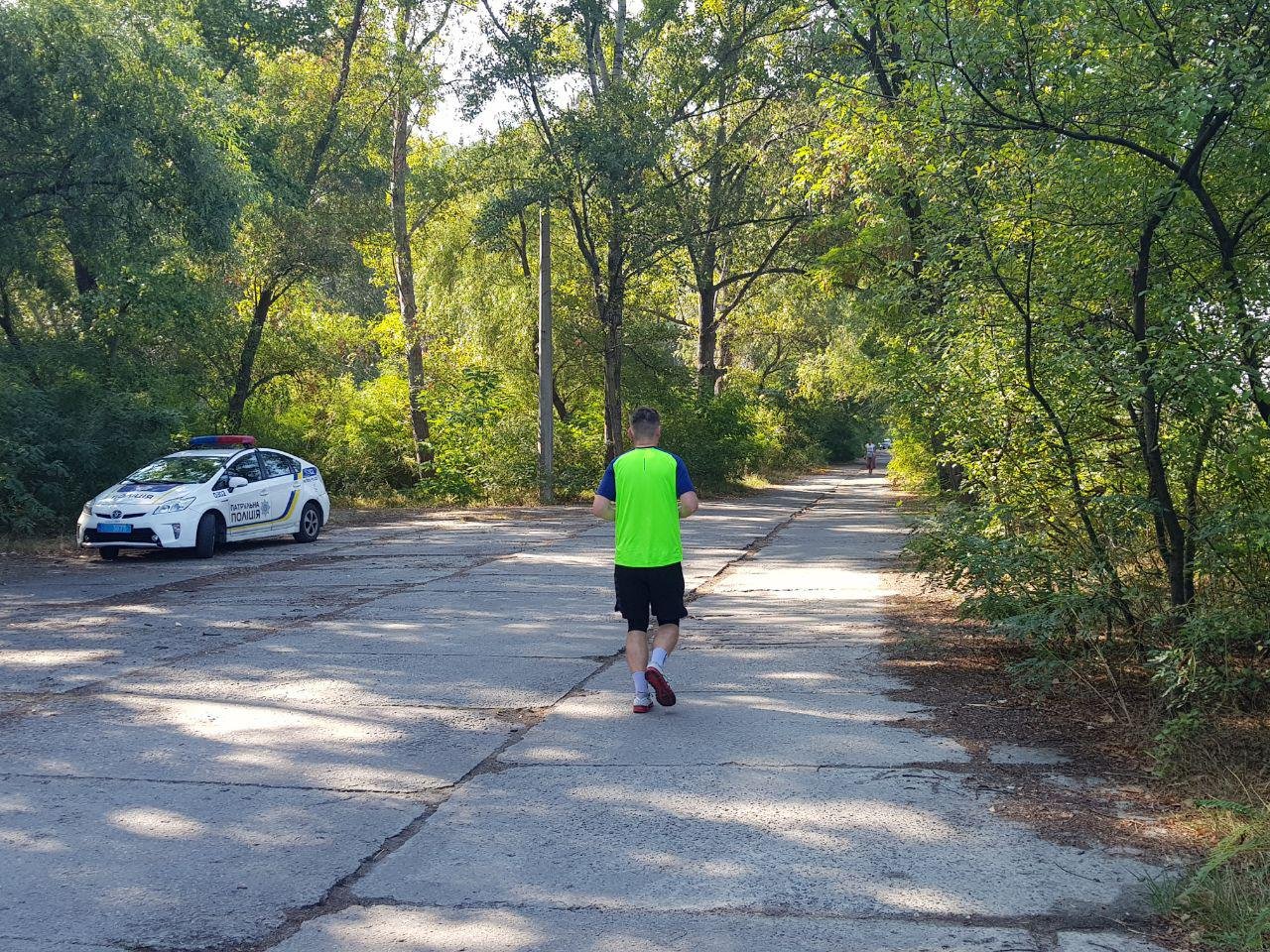 На месте работают правоохранители 