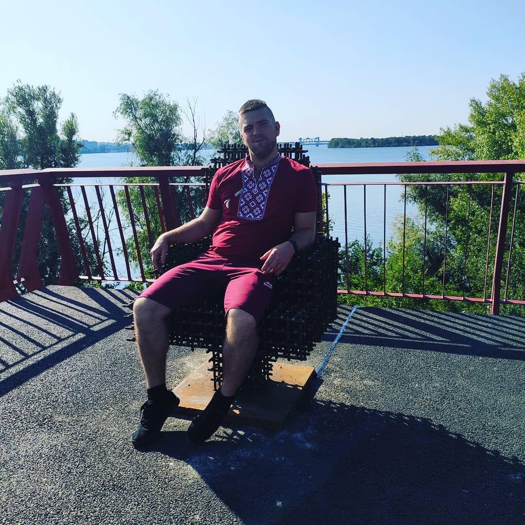 Трон стал еще одной изюминкой города