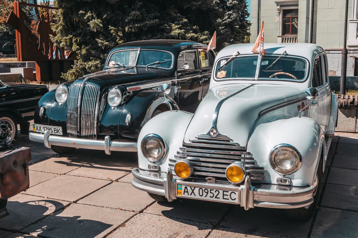 Автопробег оказался настоящим праздником для любителей стильных ретро авто Автопробег оказался настоящим праздником для любителей стильных ретро авто