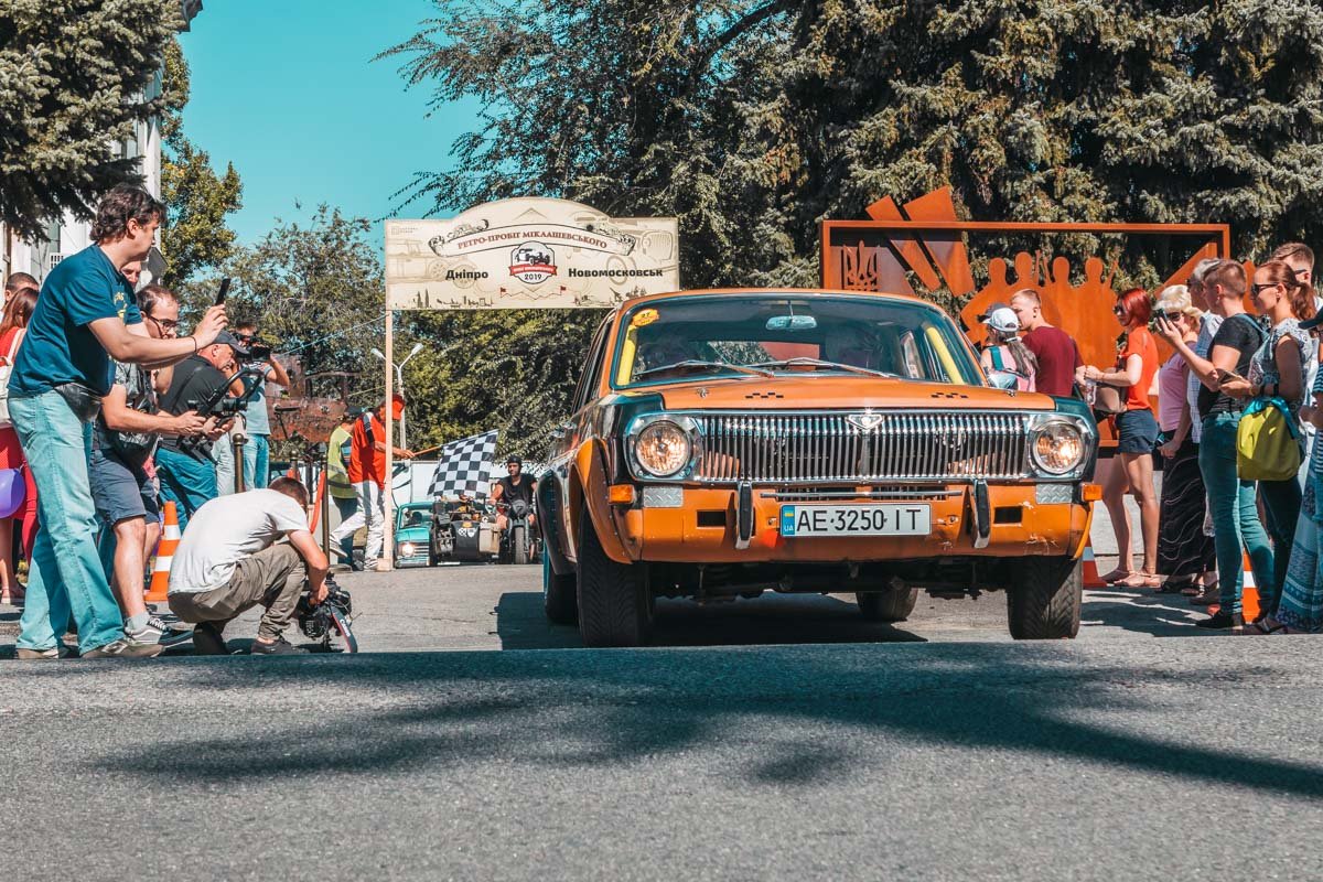 Все присутствующие получили массу приятных эмоций, прикоснувшись к этим удивительным машинам Все присутствующие получили массу приятных эмоций, прикоснувшись к этим удивительным машинам