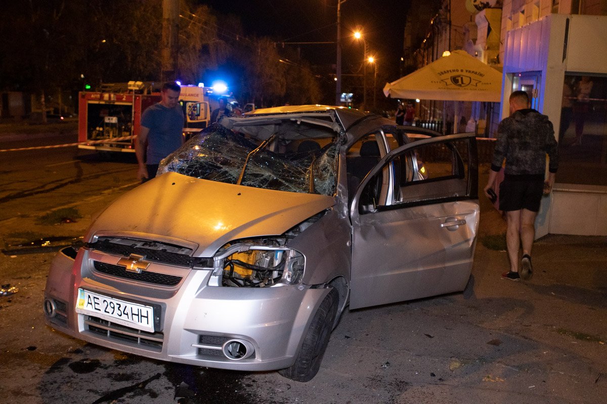 9 сентября, на проспекте Поля произошло ДТП с переворотом 9 сентября, на проспекте Поля произошло ДТП с переворотом