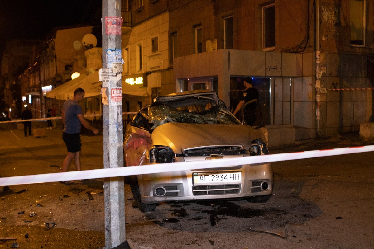 Audi влетел в Chevrolet Aveo Audi влетел в Chevrolet Aveo