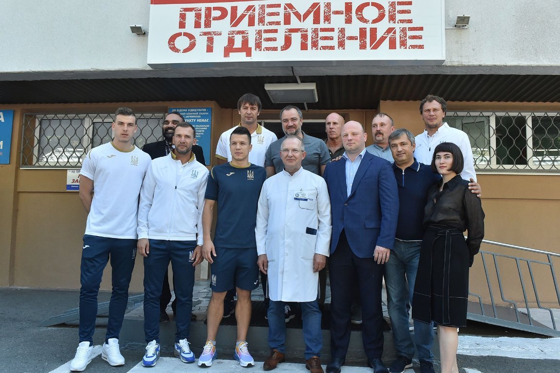 Приемное отделение в легендарную больницу имени Мечникова Приемное отделение в легендарную больницу имени Мечникова