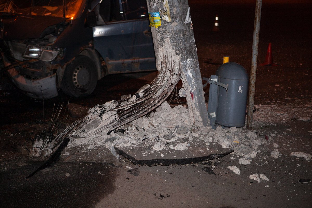 Авария произошла примерно в 03:30 Авария произошла примерно в 03:30