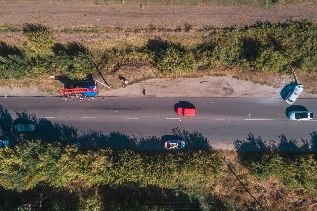 ем временем мужчина, находившийся за рулем Ford утверждал, что он ехал по своей полосе