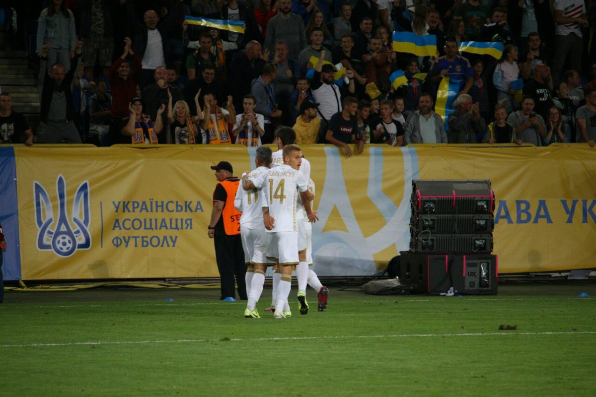 Поблагодарили за гол Поблагодарили за гол