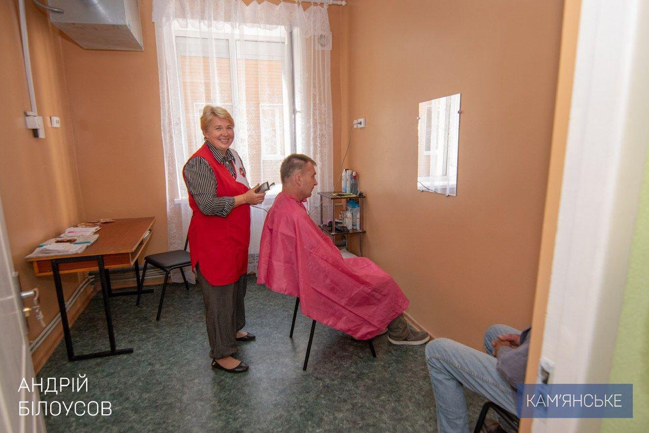 В Каменском после реконструкции открыли новые отделения Терцентра Заводского района 5