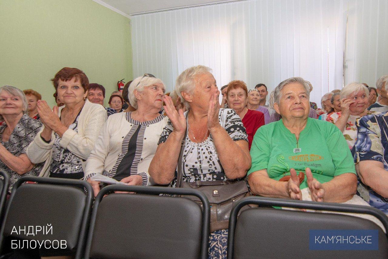 В Каменском после реконструкции открыли новые отделения Терцентра Заводского района 6