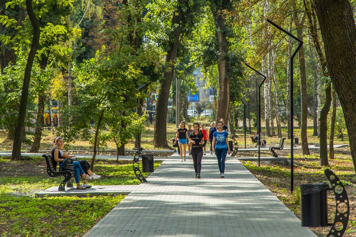Парк сам на себя не похож