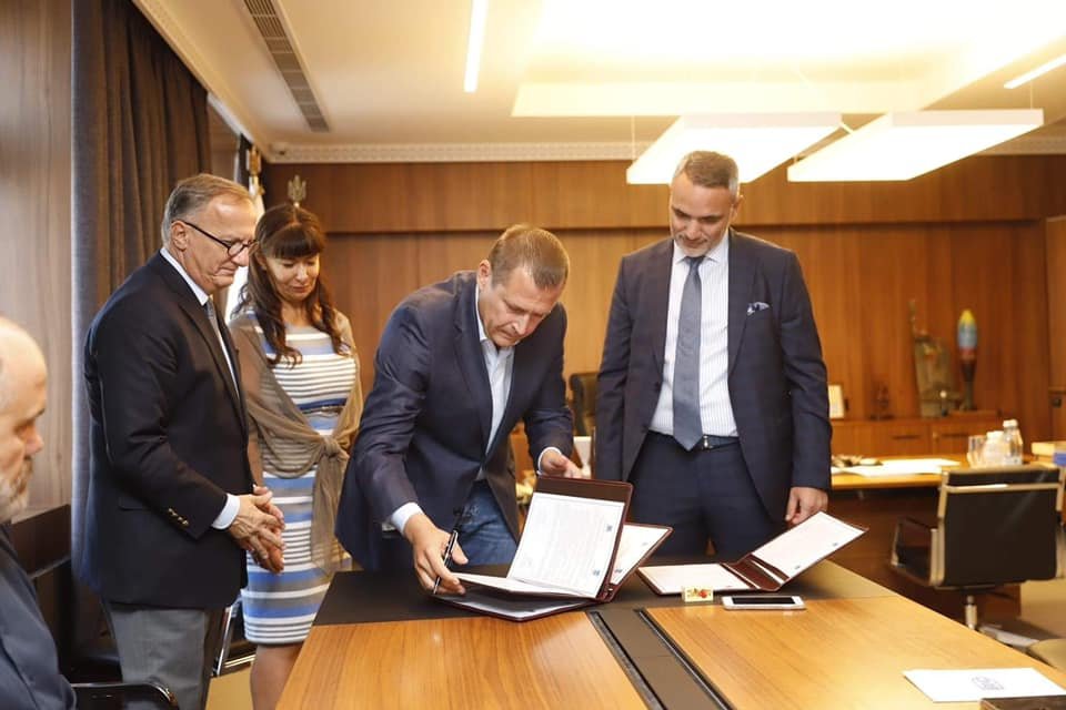 Филатов не болеет и ждет в гости Зеленского, а Днепр будет сотрудничать с Анкарой 3