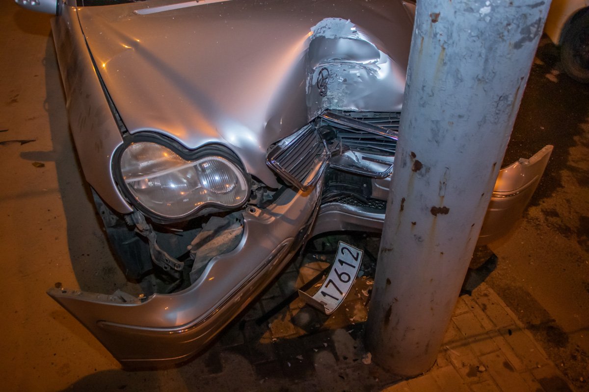 Двух пострадавших  иностранцев госпитализировали